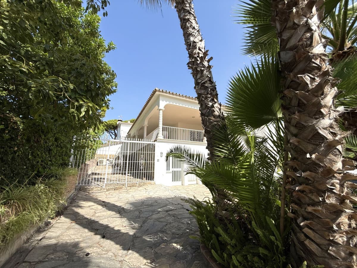 Semi-Detached House in San Pedro de Alcántara — photo 9 of 10
