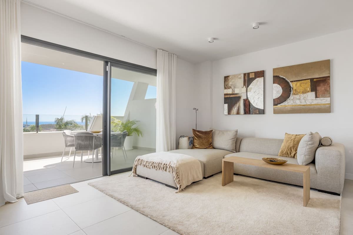Ground Floor Apartment in La Cala de Mijas — photo 3 of 10