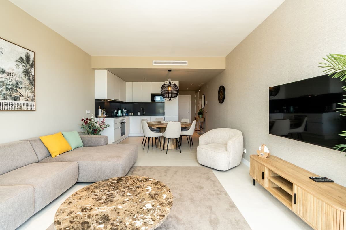 Middle Floor Apartment in Mijas Costa — photo 1 of 10