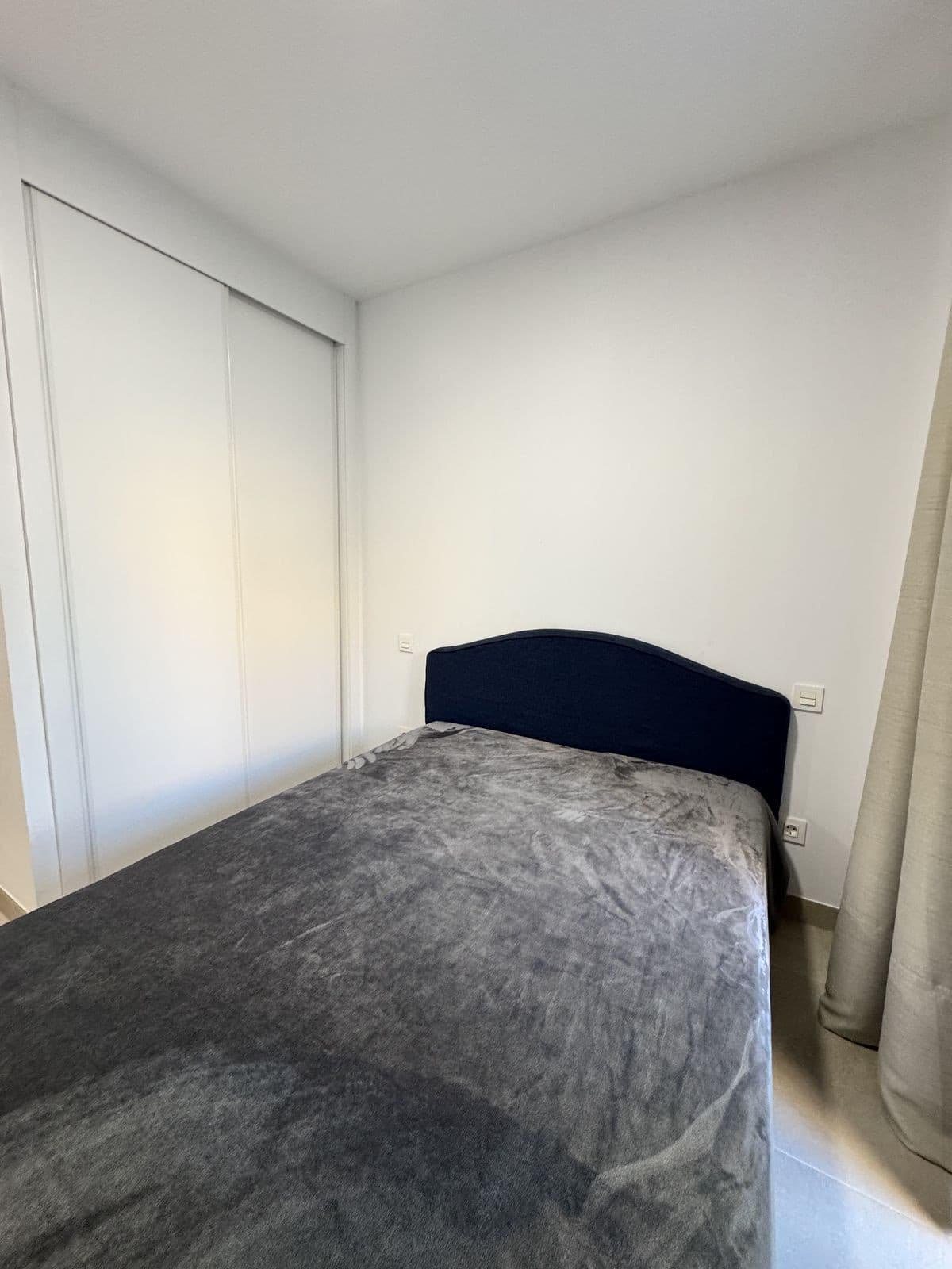 Middle Floor Apartment in Estepona — photo 9 of 10