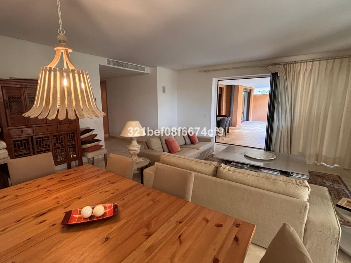 Ground Floor Apartment in Sotogrande — photo 6 of 10