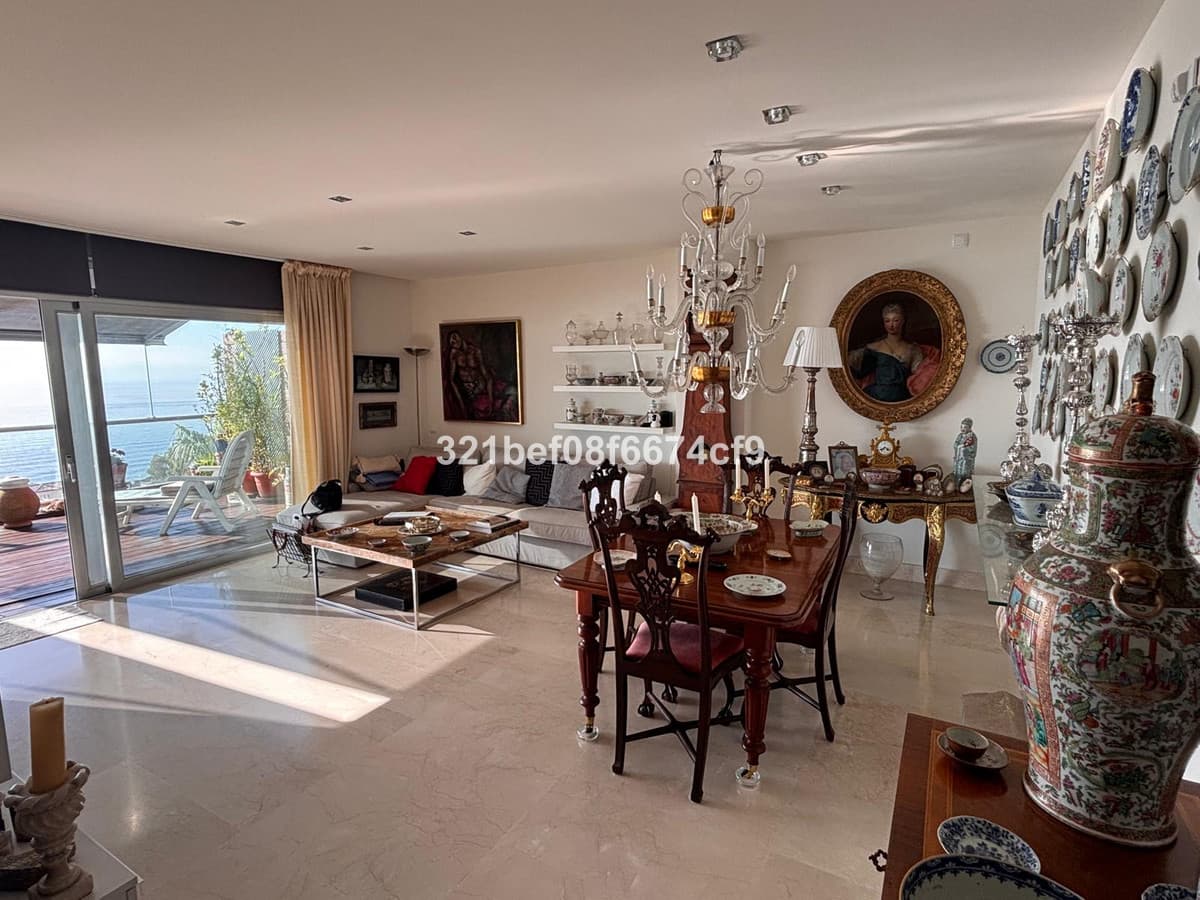 Ground Floor Apartment in San Luis de Sabinillas — photo 3 of 10