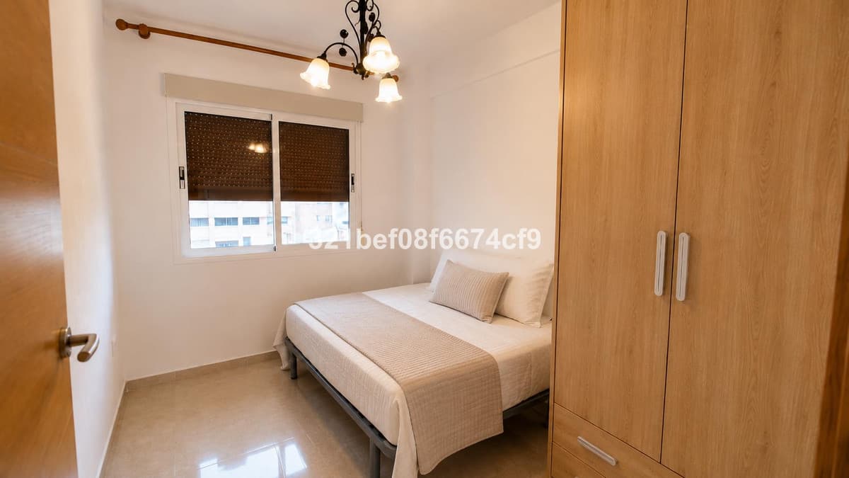 Ground Floor Apartment in Málaga — photo 5 of 10