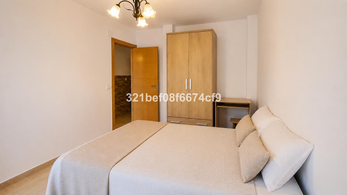 Ground Floor Apartment in Málaga — photo 6 of 10