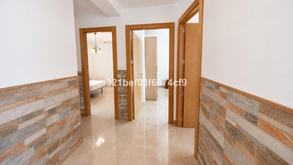 Ground Floor Apartment in Málaga — photo 10 of 10