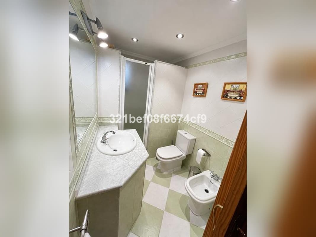 Townhouse in Estepona — photo 5 of 10