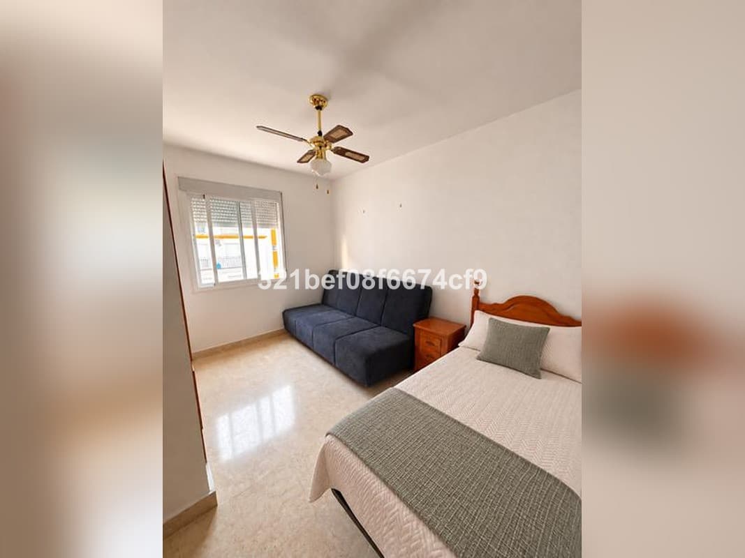 Ground Floor Apartment in Estepona — photo 3 of 10