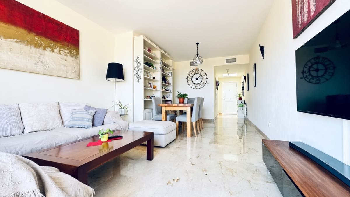 Penthouse in La Duquesa — photo 3 of 10
