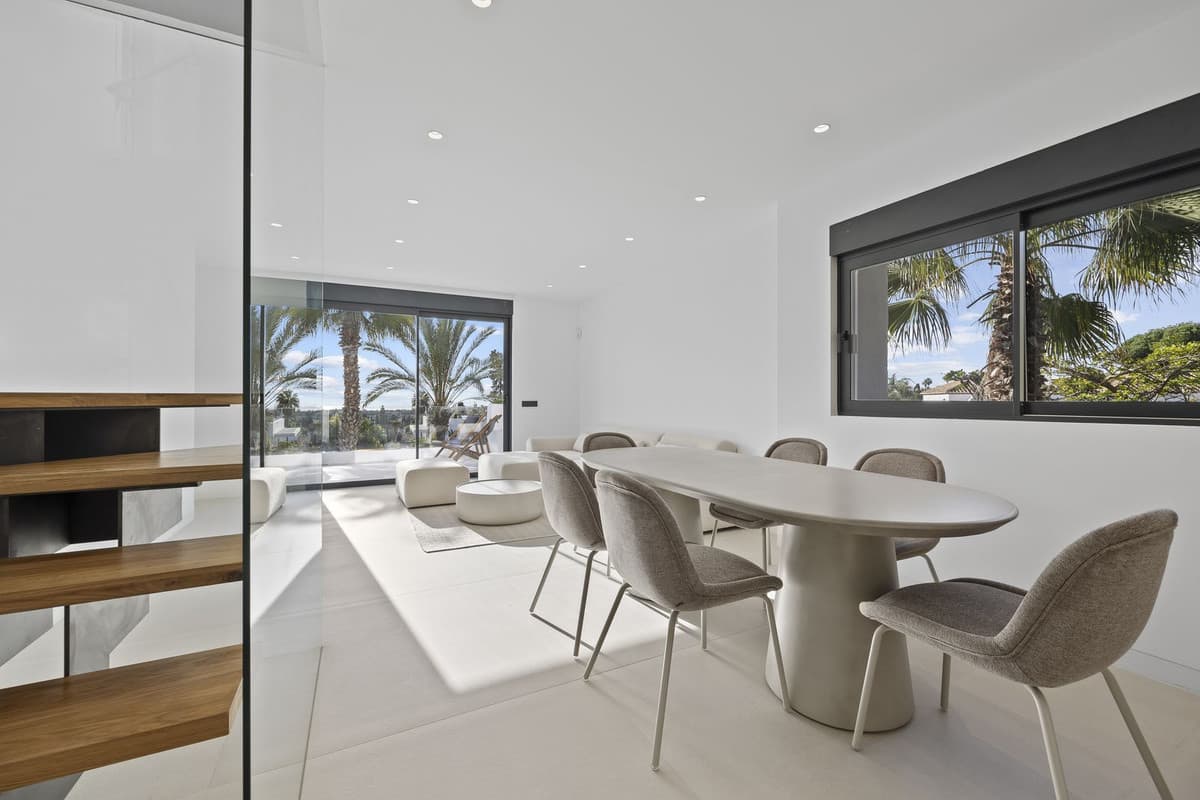 Penthouse Duplex in El Paraiso — photo 7 of 10