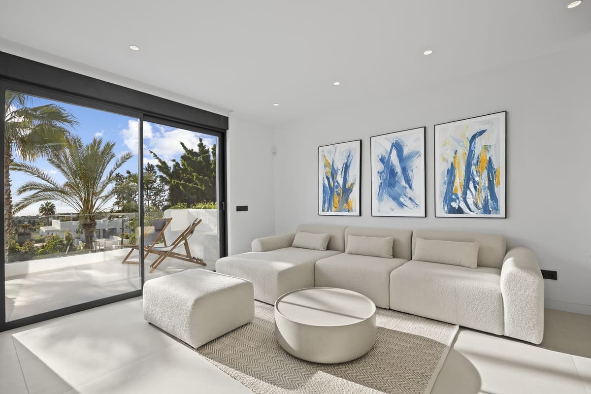 Penthouse Duplex in El Paraiso — photo 9 of 10