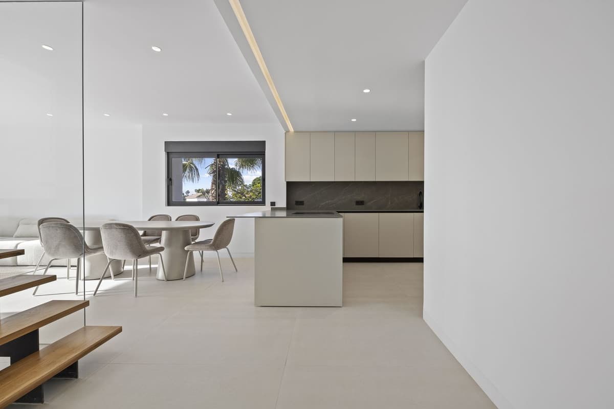 Penthouse Duplex in El Paraiso — photo 10 of 10