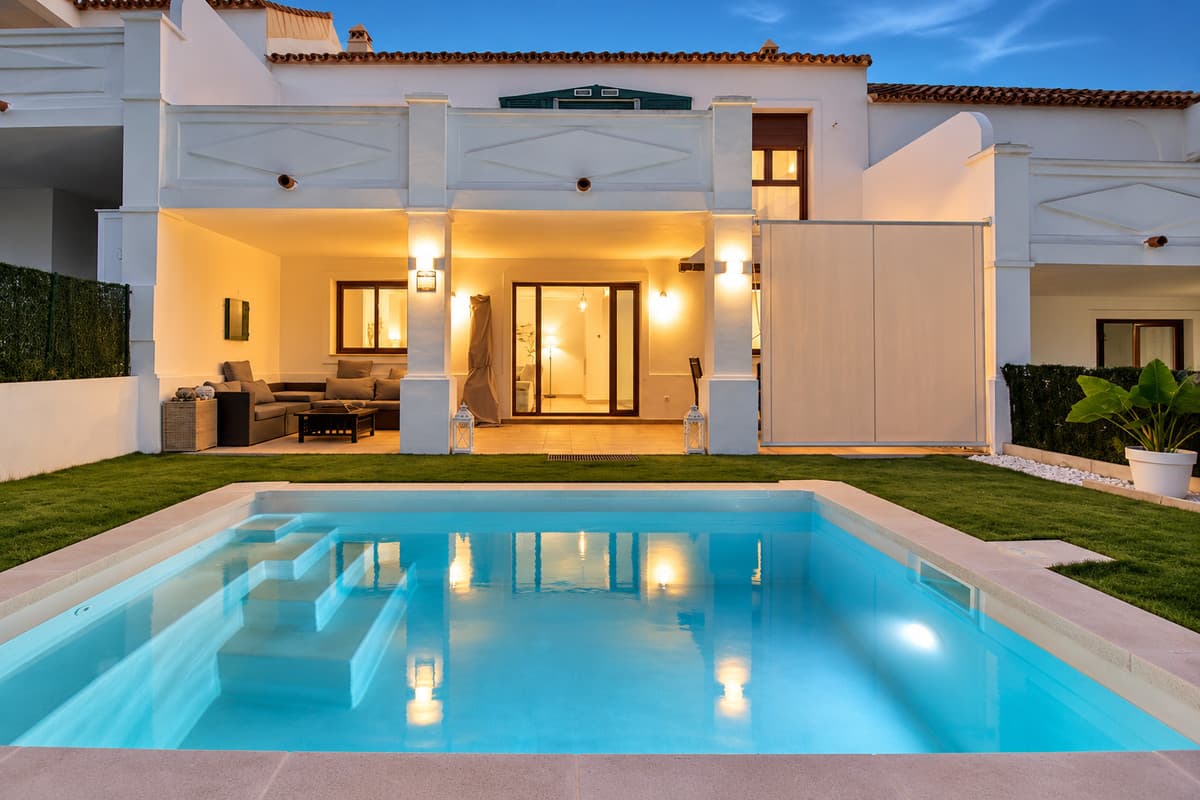 Semi-Detached House in Doña Julia — photo 1 of 10