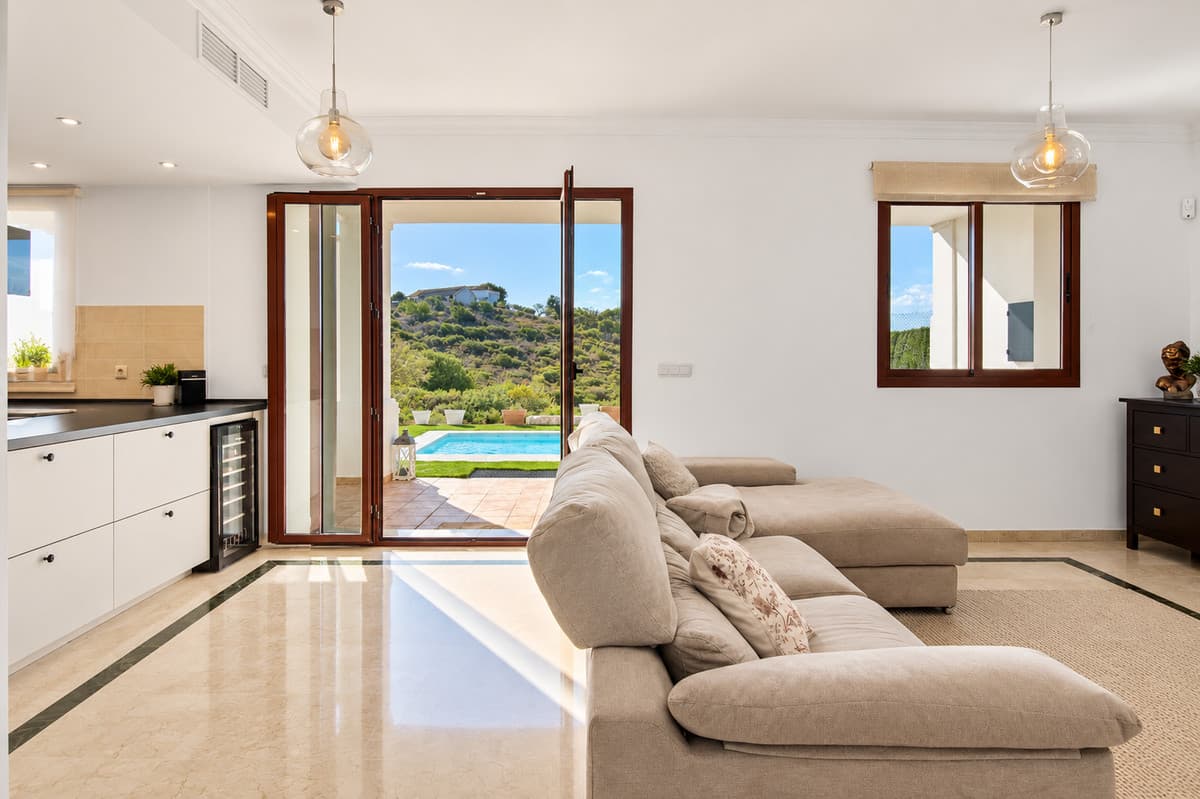 Semi-Detached House in Doña Julia — photo 6 of 10