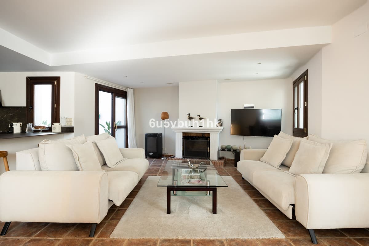 Detached Villa in Estepona — photo 6 of 10