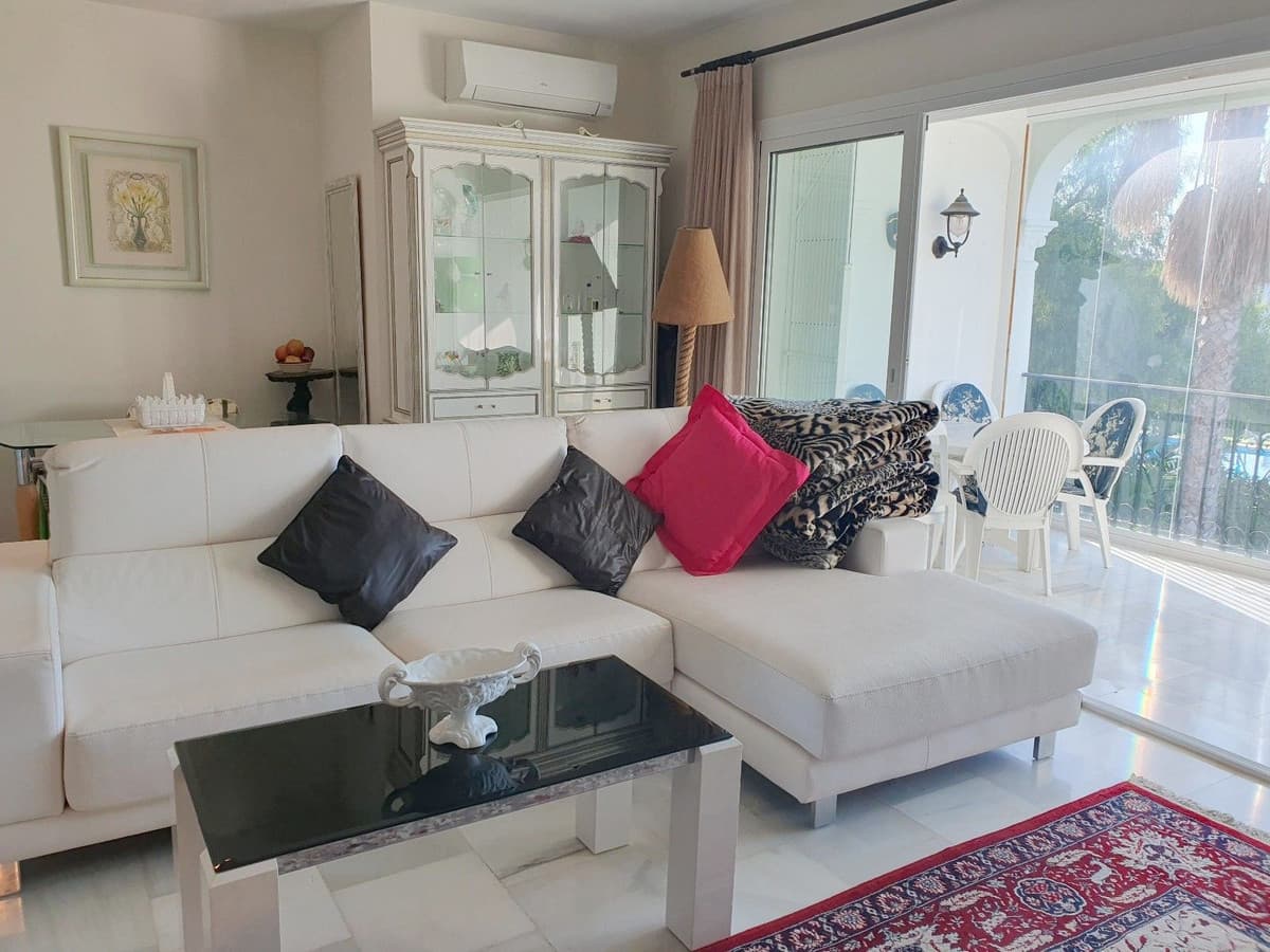 Top Floor Apartment in El Paraiso — photo 4 of 10