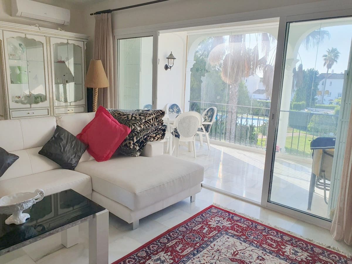Top Floor Apartment in El Paraiso — photo 5 of 10
