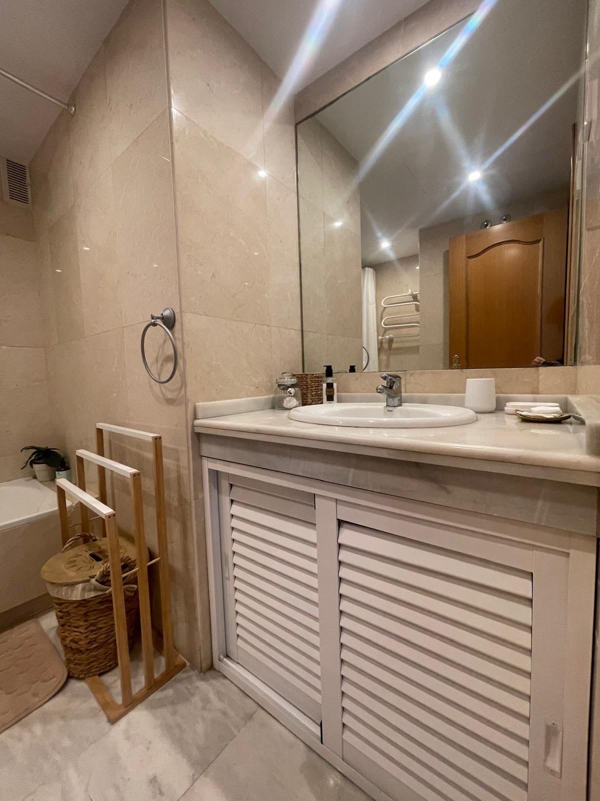 Middle Floor Apartment in Fuengirola — photo 6 of 10