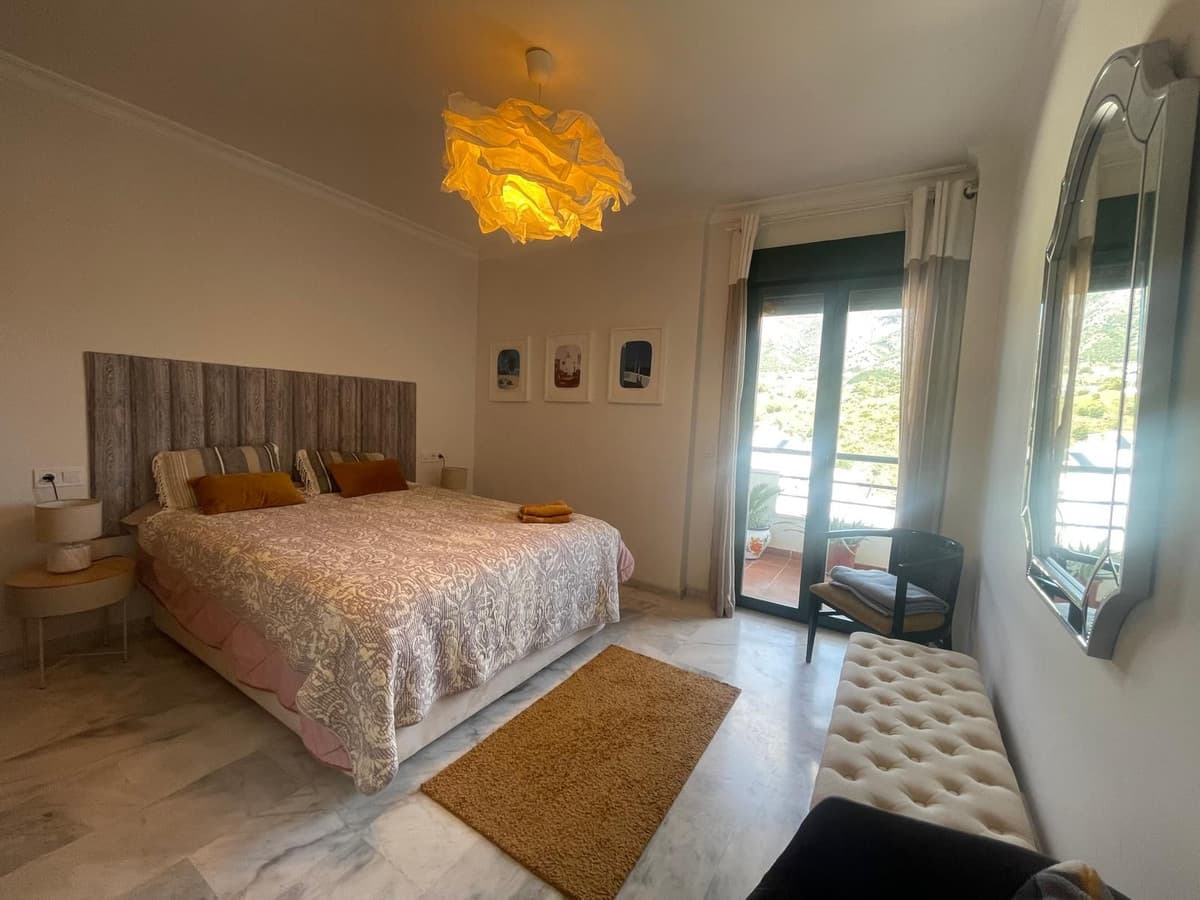 Middle Floor Apartment in Fuengirola — photo 9 of 10