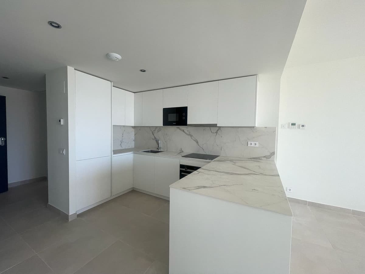 Middle Floor Apartment in Benalmadena — photo 9 of 10