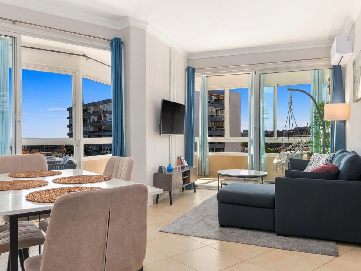 Middle Floor Apartment in La Colina — photo 1 of 10