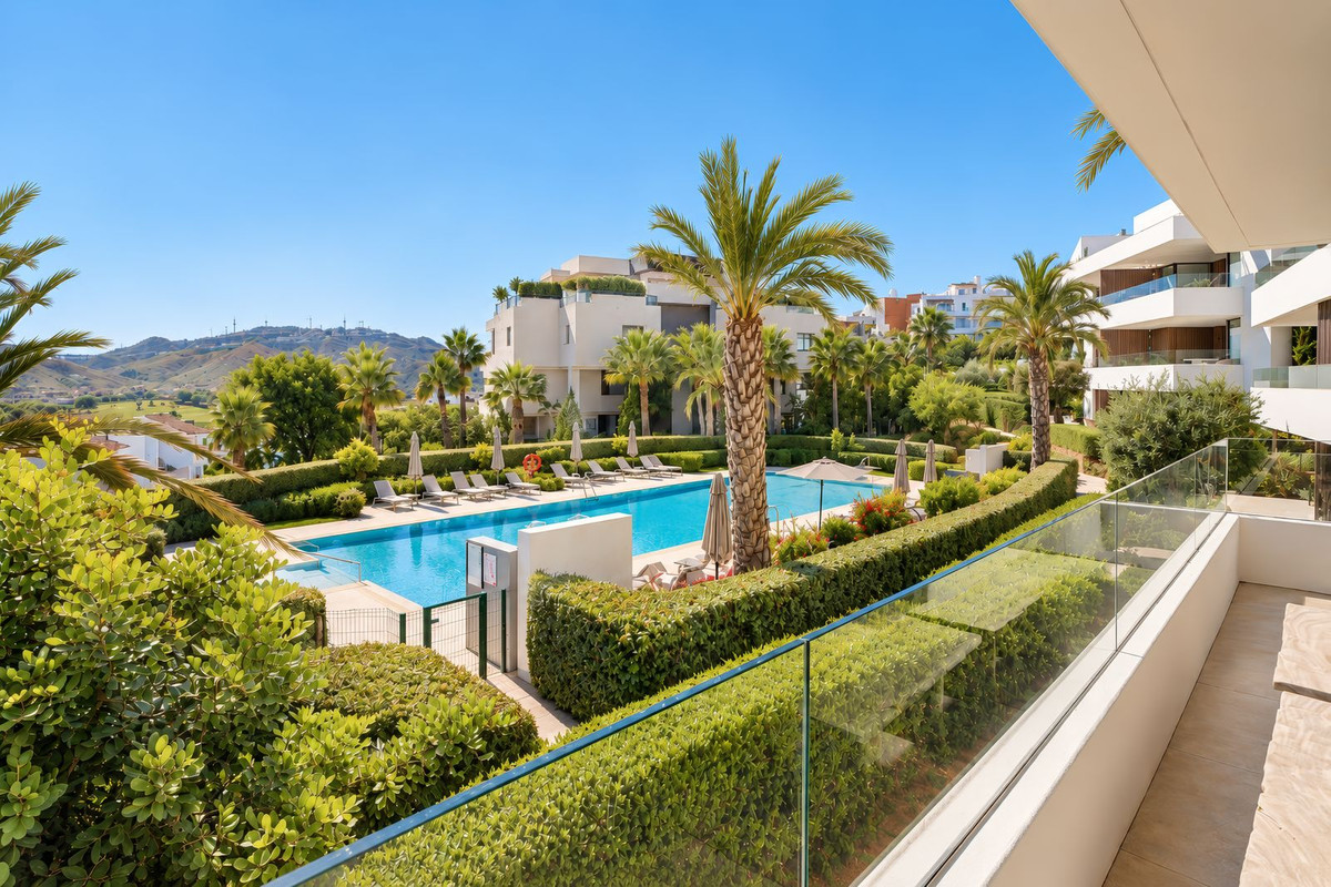 Middle Floor Apartment in Los Arqueros — photo 1 of 10