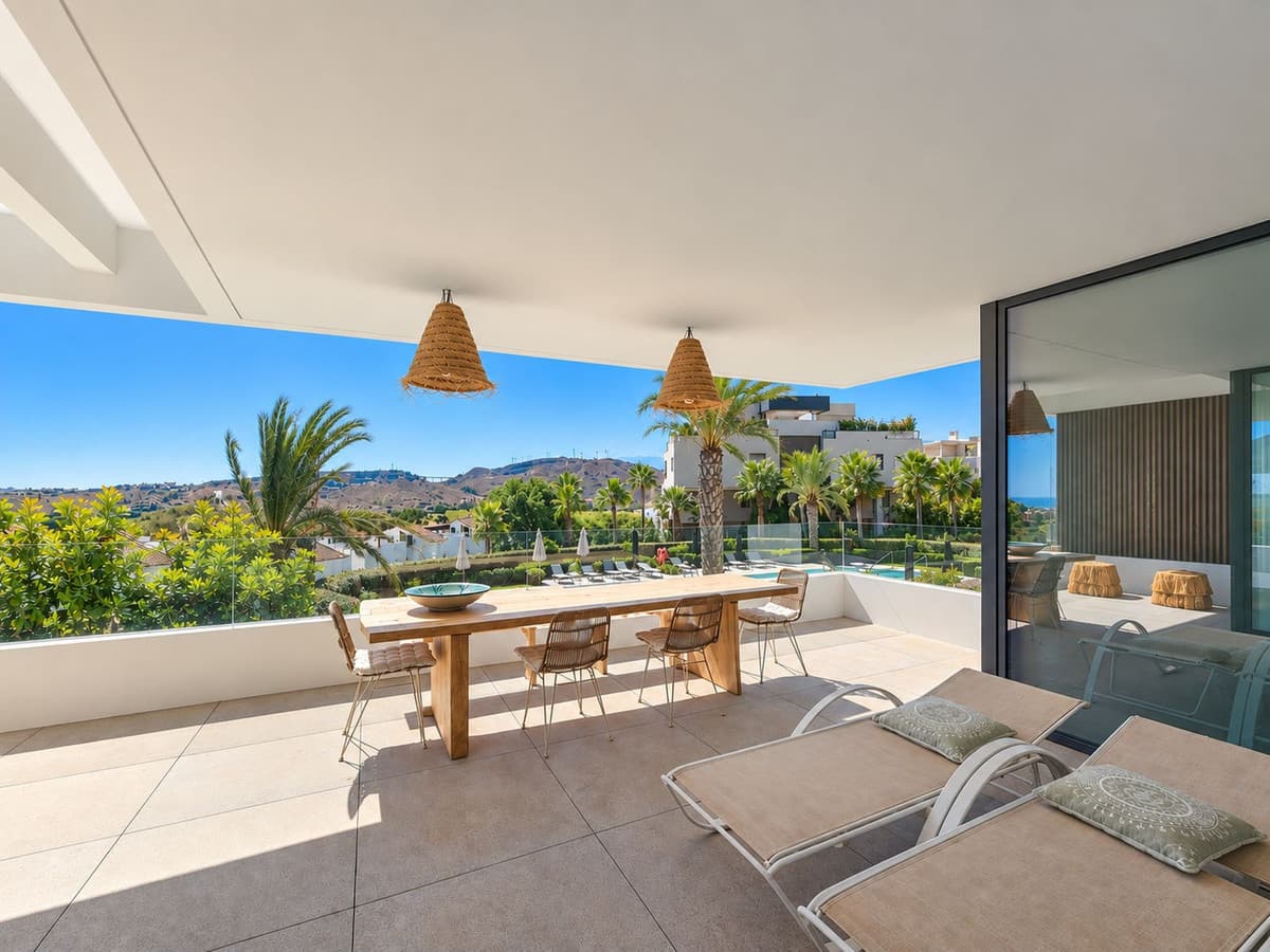 Middle Floor Apartment in Los Arqueros — photo 2 of 10