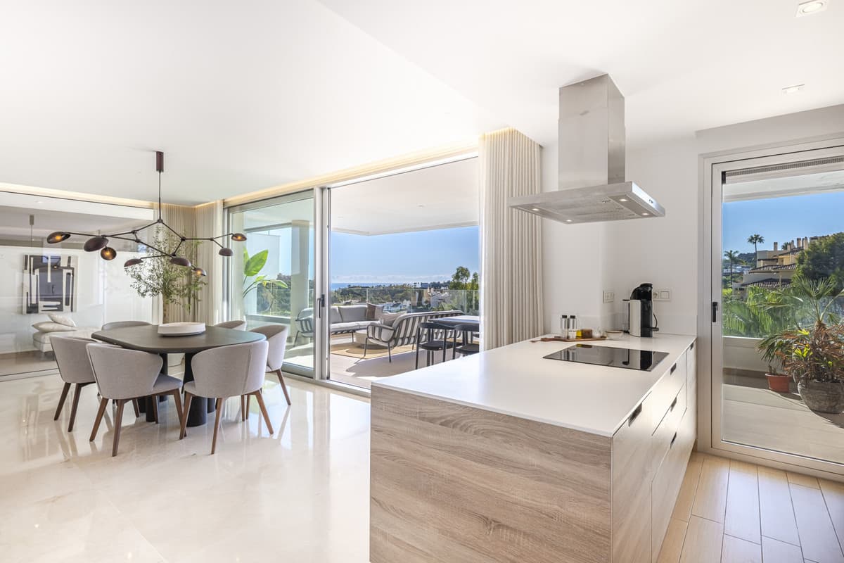 Penthouse Duplex in Benahavís — photo 4 of 10