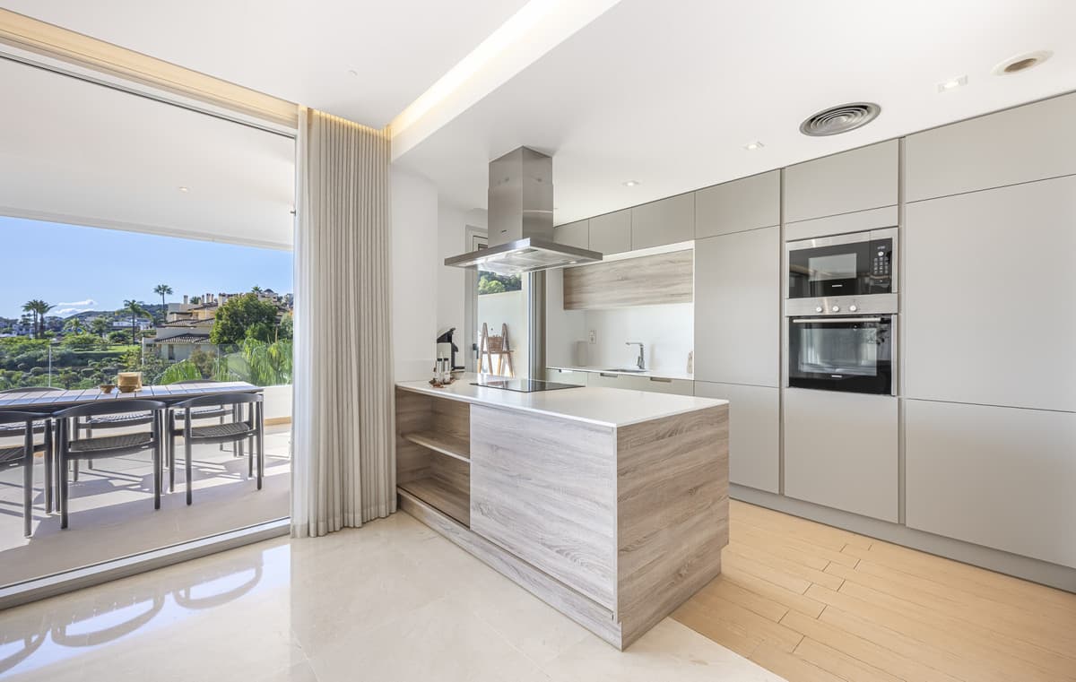 Penthouse Duplex in Benahavís — photo 5 of 10