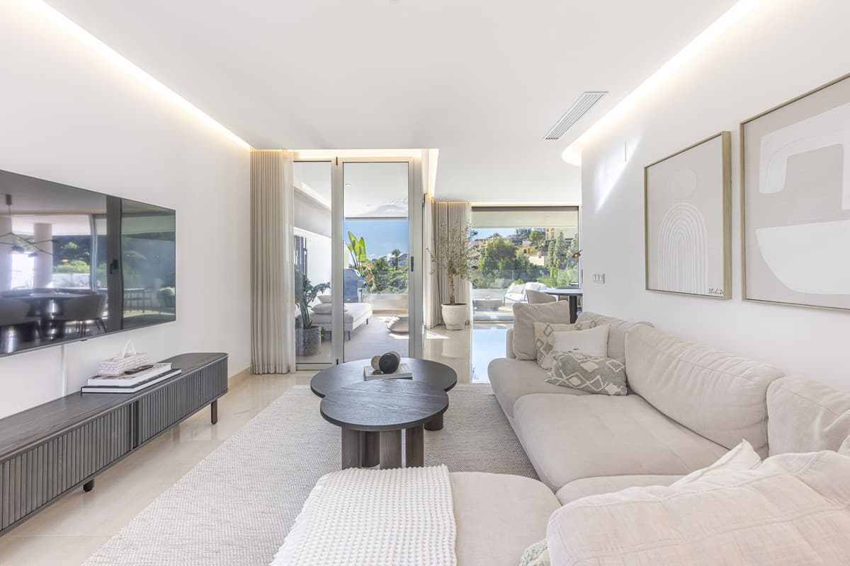 Penthouse Duplex in Benahavís — photo 9 of 10