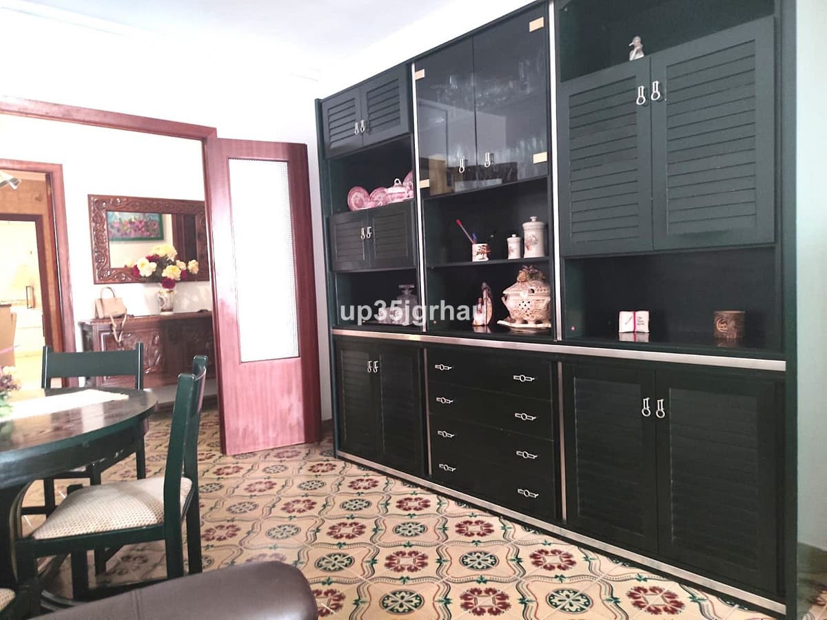 Top Floor Apartment in La Línea — photo 4 of 10