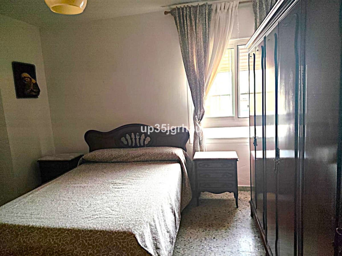 Top Floor Apartment in La Línea — photo 10 of 10