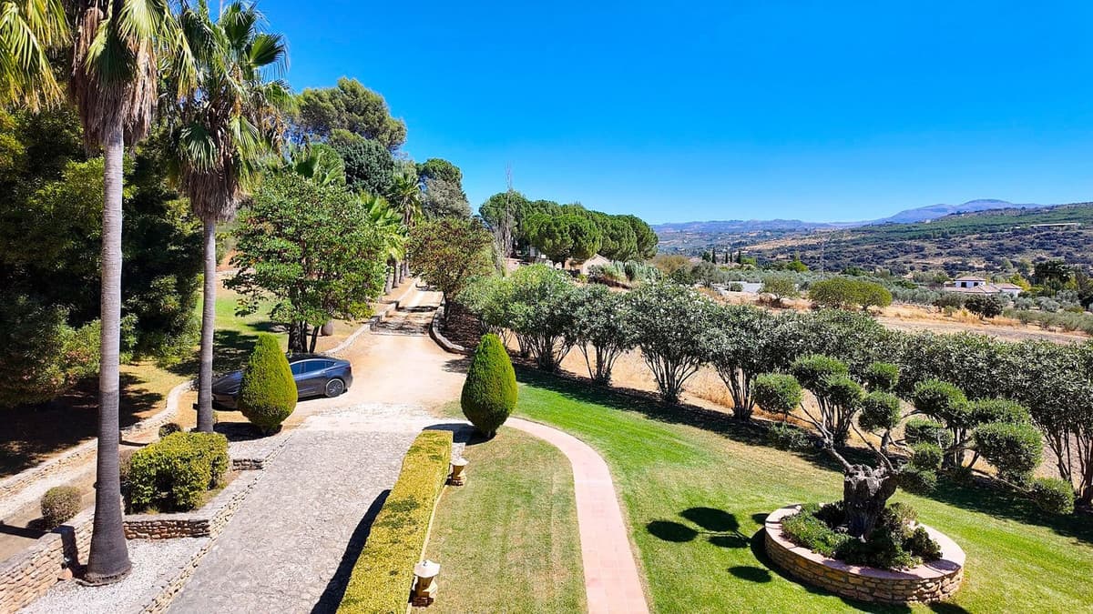 Cortijo in Ronda — photo 7 of 10