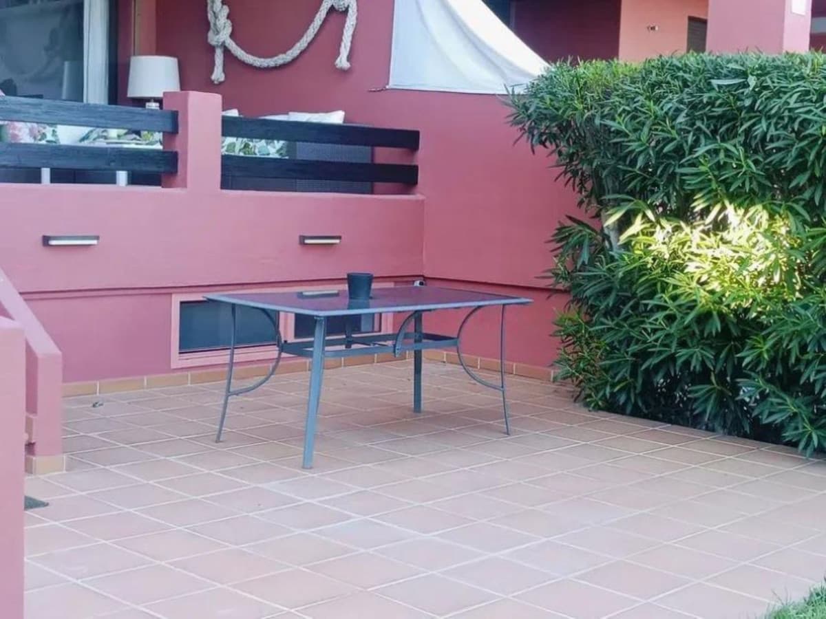 Ground Floor Apartment in Casares Playa — photo 4 of 10