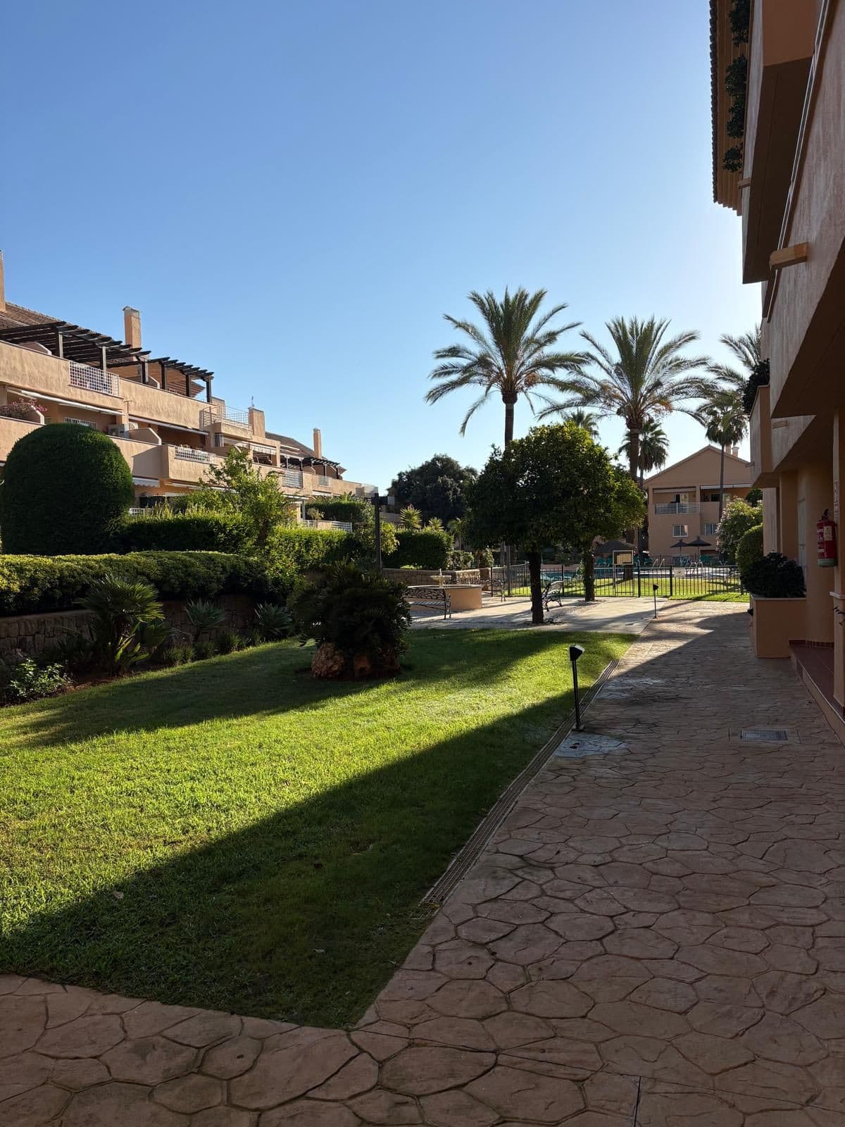 Ground Floor Apartment in Elviria — photo 4 of 10