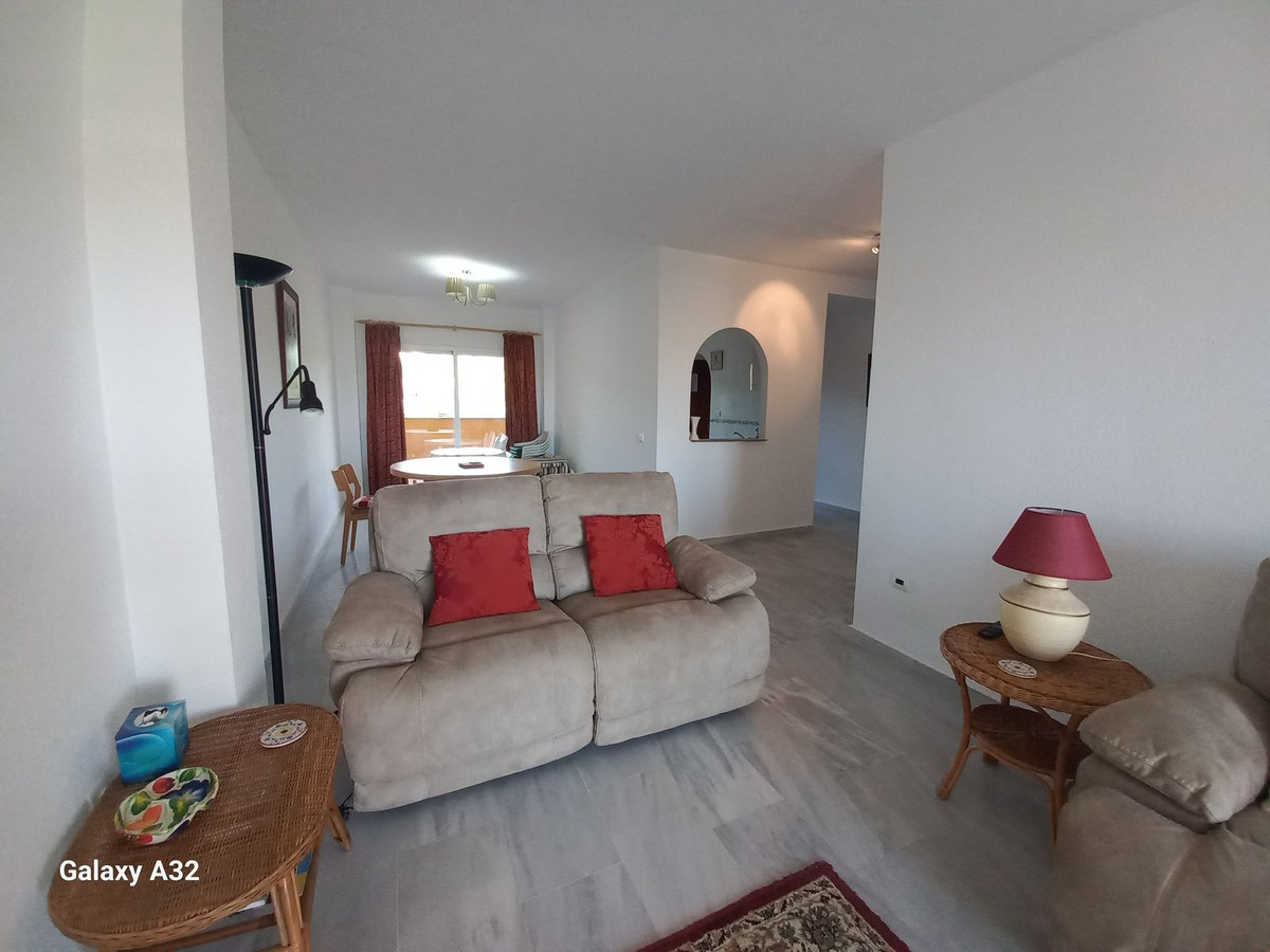 Top Floor Apartment in Riviera del Sol — photo 5 of 10