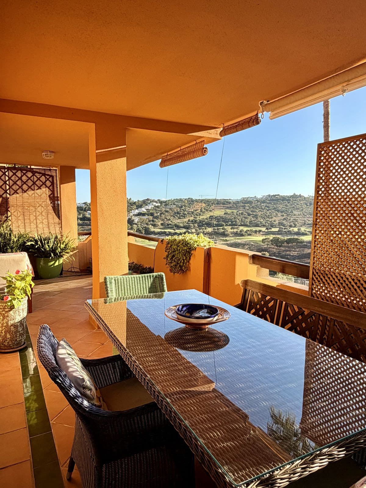 Middle Floor Apartment in Sotogrande — photo 5 of 10