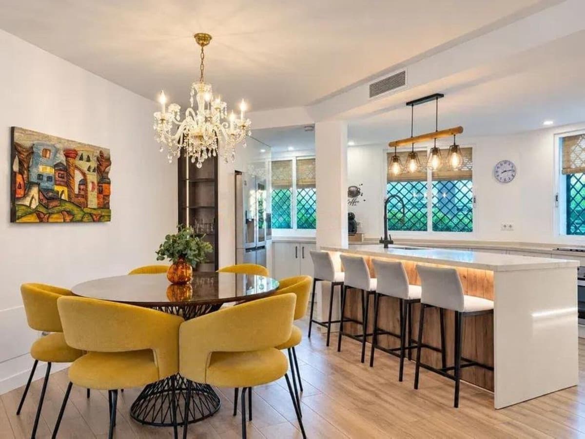 Townhouse in Nueva Andalucía — photo 7 of 10