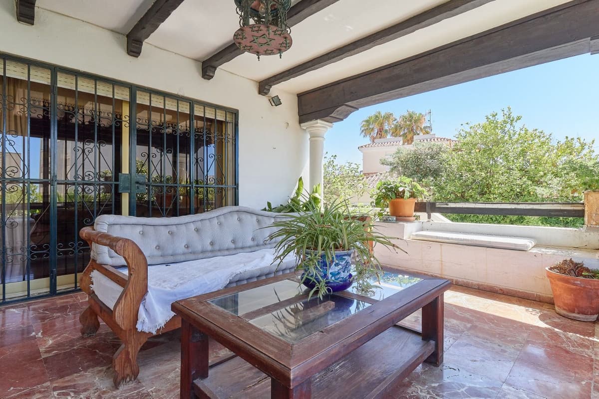 Detached Villa in Marbella — photo 5 of 10