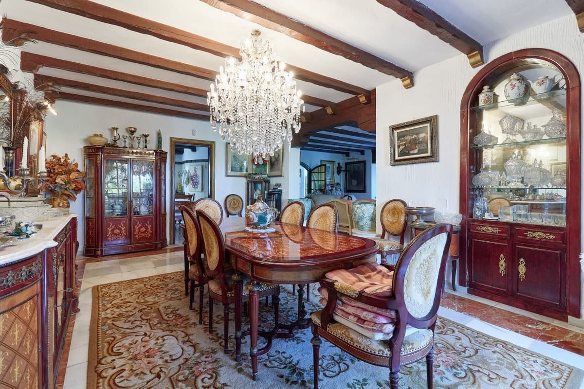 Detached Villa in Marbella — photo 8 of 10
