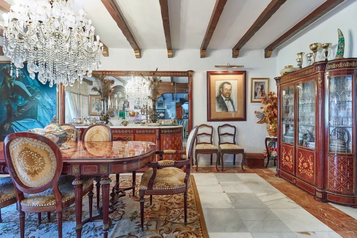 Detached Villa in Marbella — photo 9 of 10