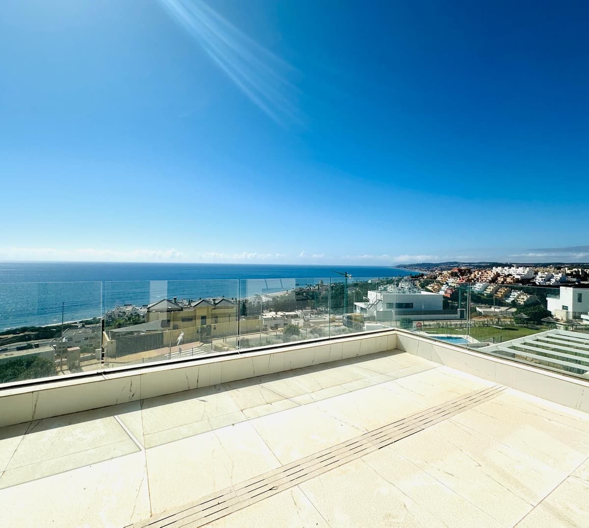 Penthouse in Casares — photo 1 of 10