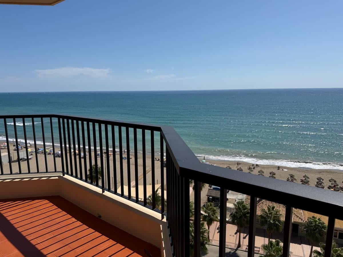 Top Floor Apartment in Fuengirola — photo 4 of 10