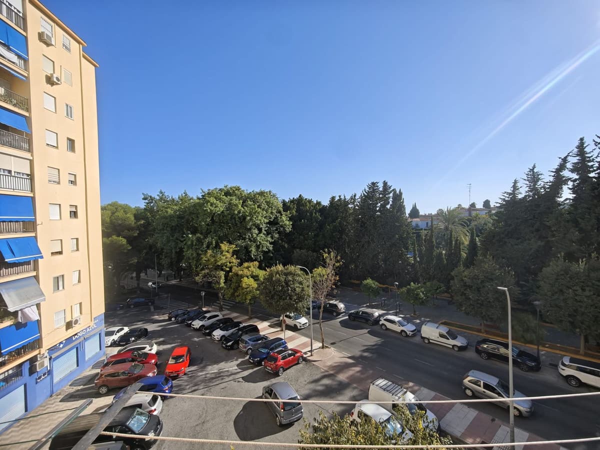 Middle Floor Apartment in Marbella — photo 7 of 10