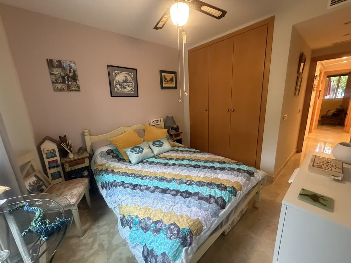 Middle Floor Apartment in Selwo — photo 10 of 10