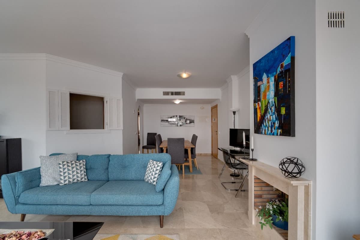 Middle Floor Apartment in La Mairena — photo 2 of 10