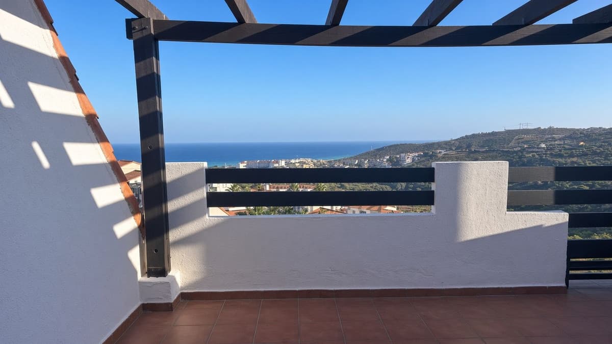Penthouse Duplex in La Duquesa — photo 1 of 10