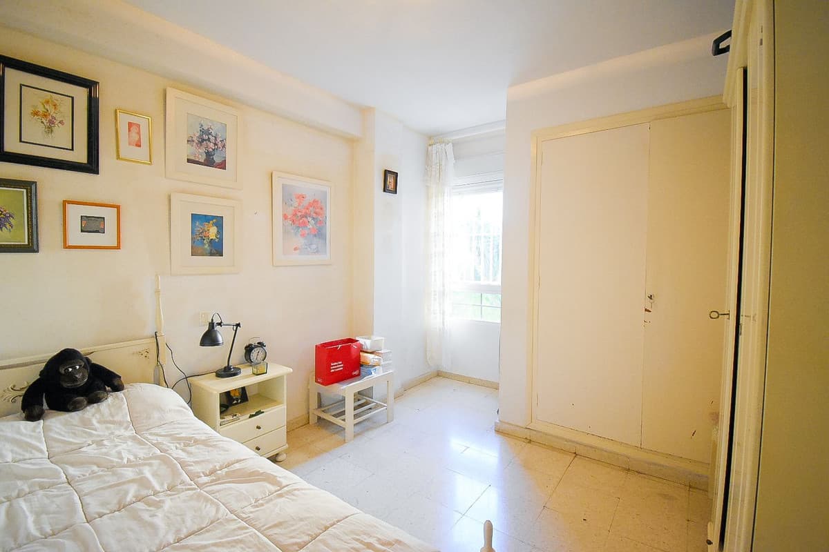 Middle Floor Apartment in Fuengirola — photo 10 of 10
