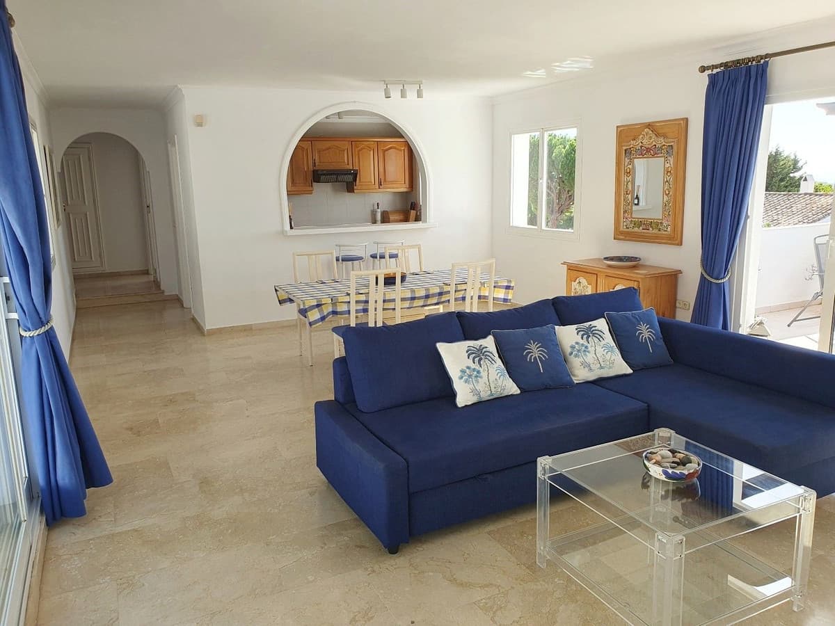 Penthouse in El Paraiso — photo 1 of 10