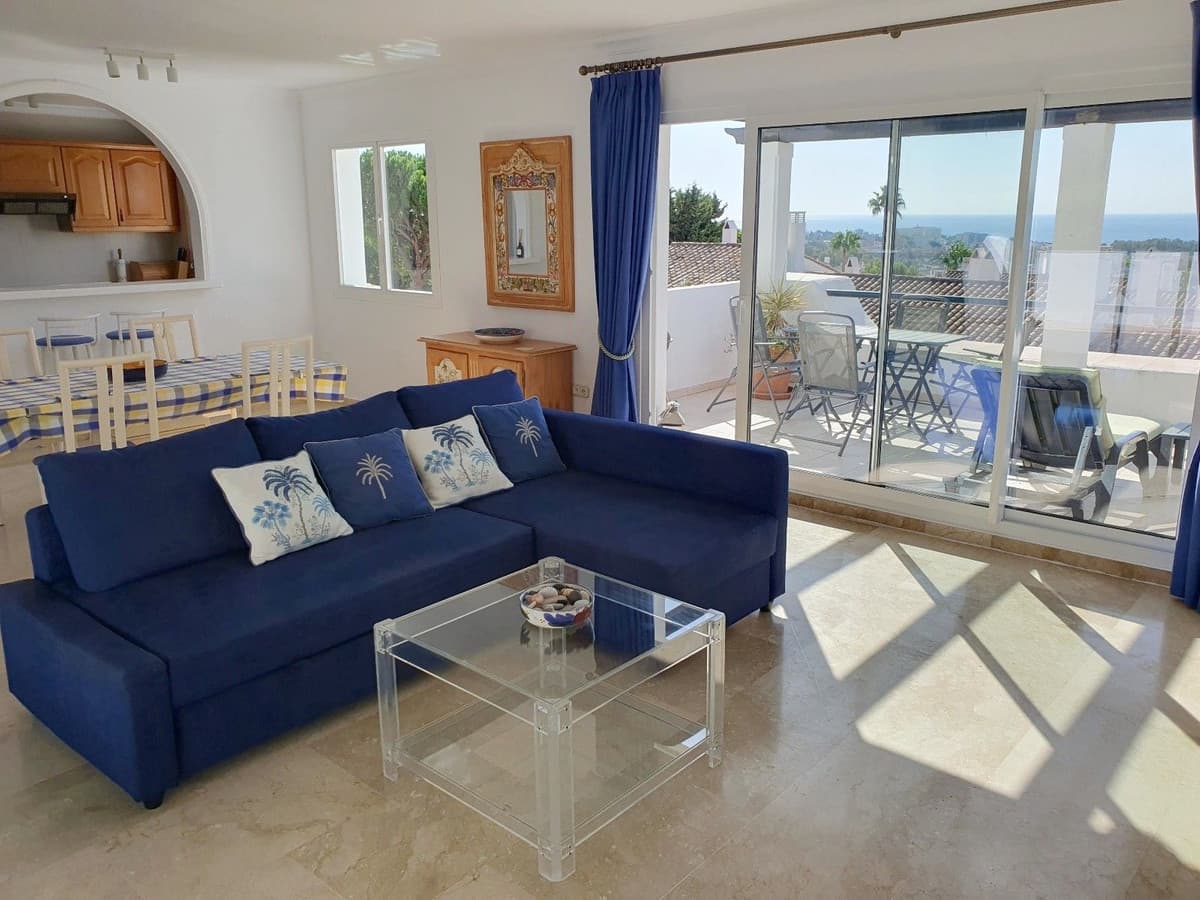 Penthouse in El Paraiso — photo 3 of 10