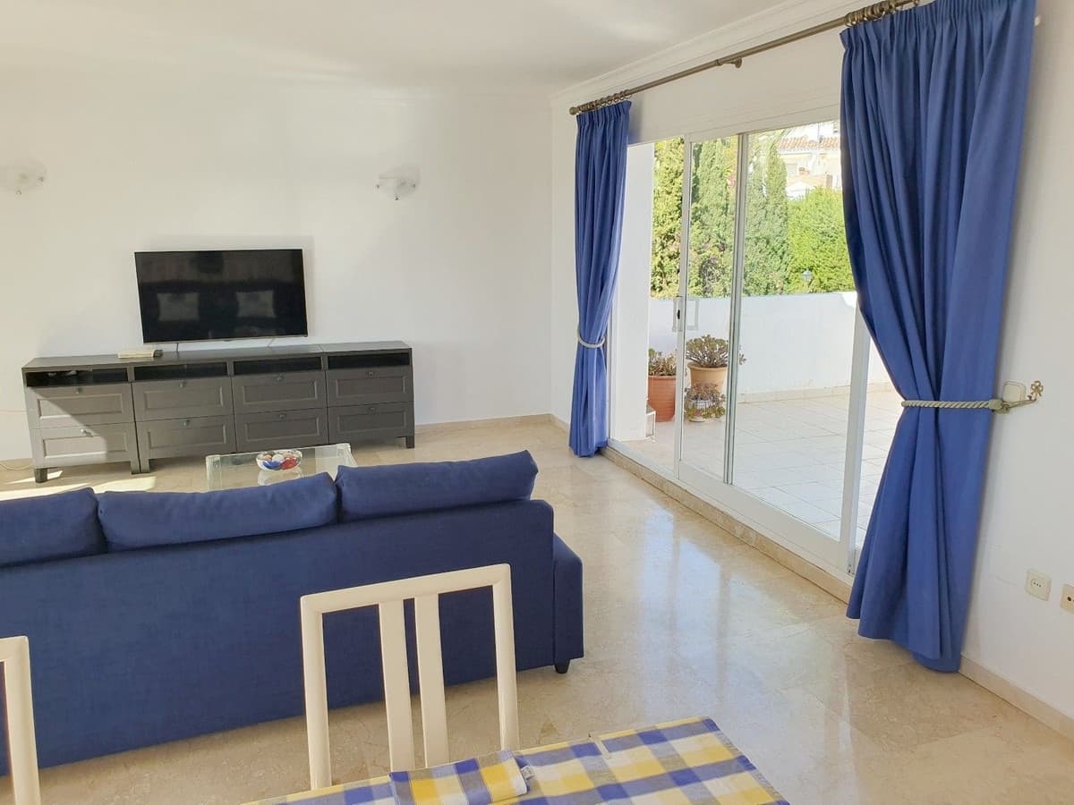 Penthouse in El Paraiso — photo 9 of 10